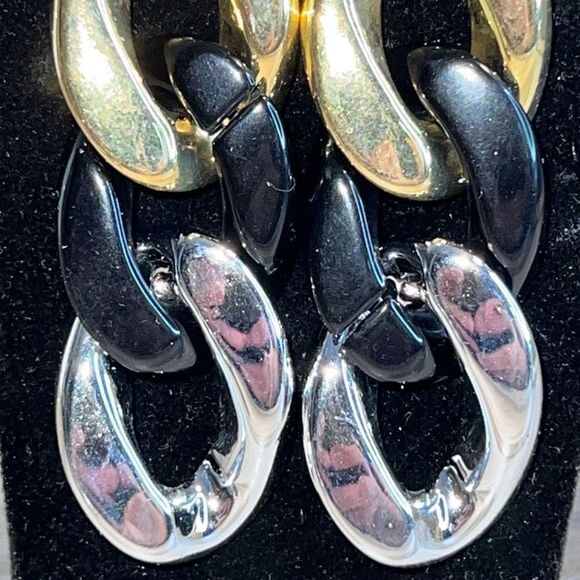 Tri ￼ Colored Long Chunky Chain Earrings Gold Tone Silver Tone & Black NWT - Picture 3 of 6